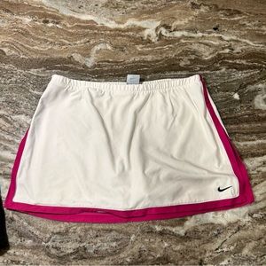 Nike skort - womens